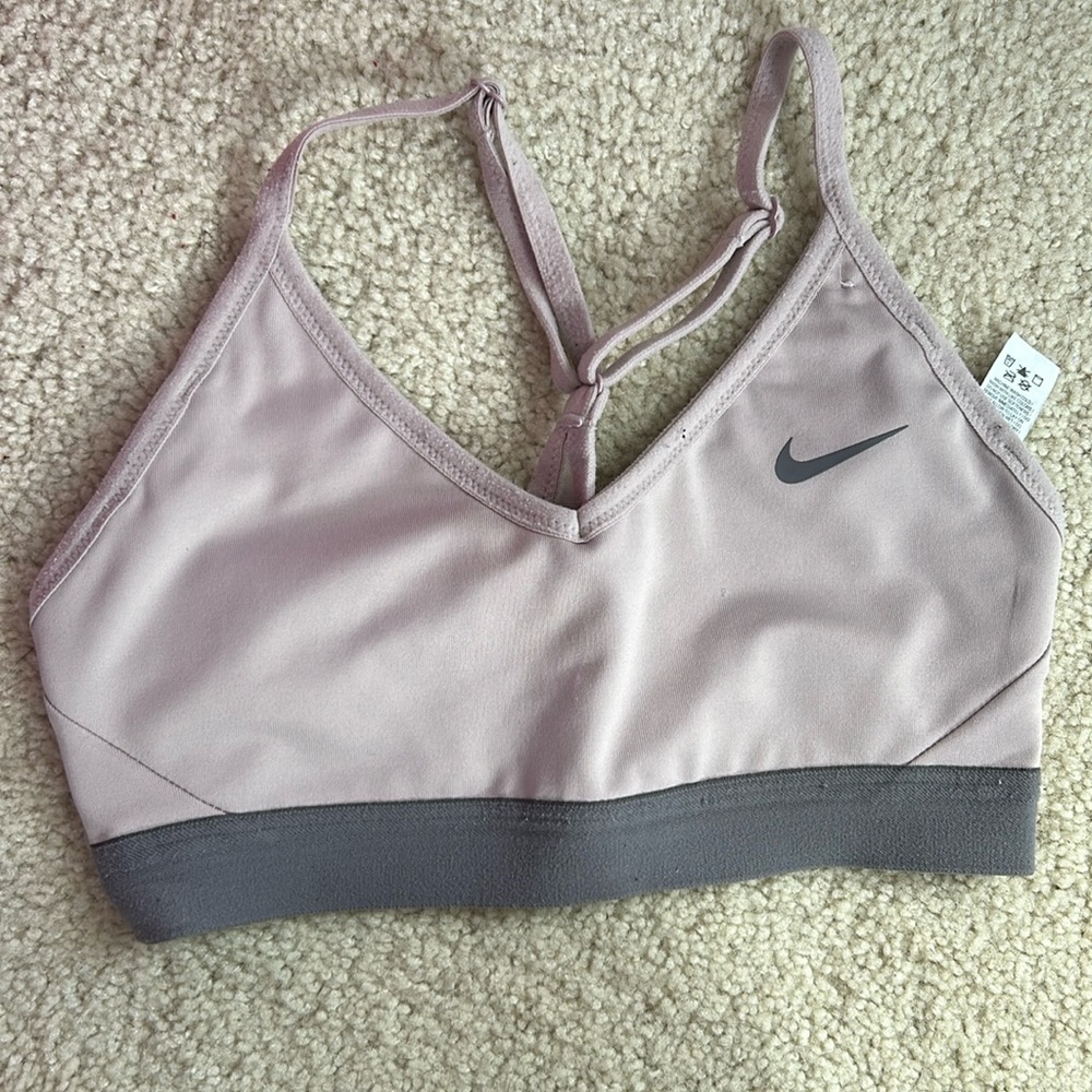 nike sports bra